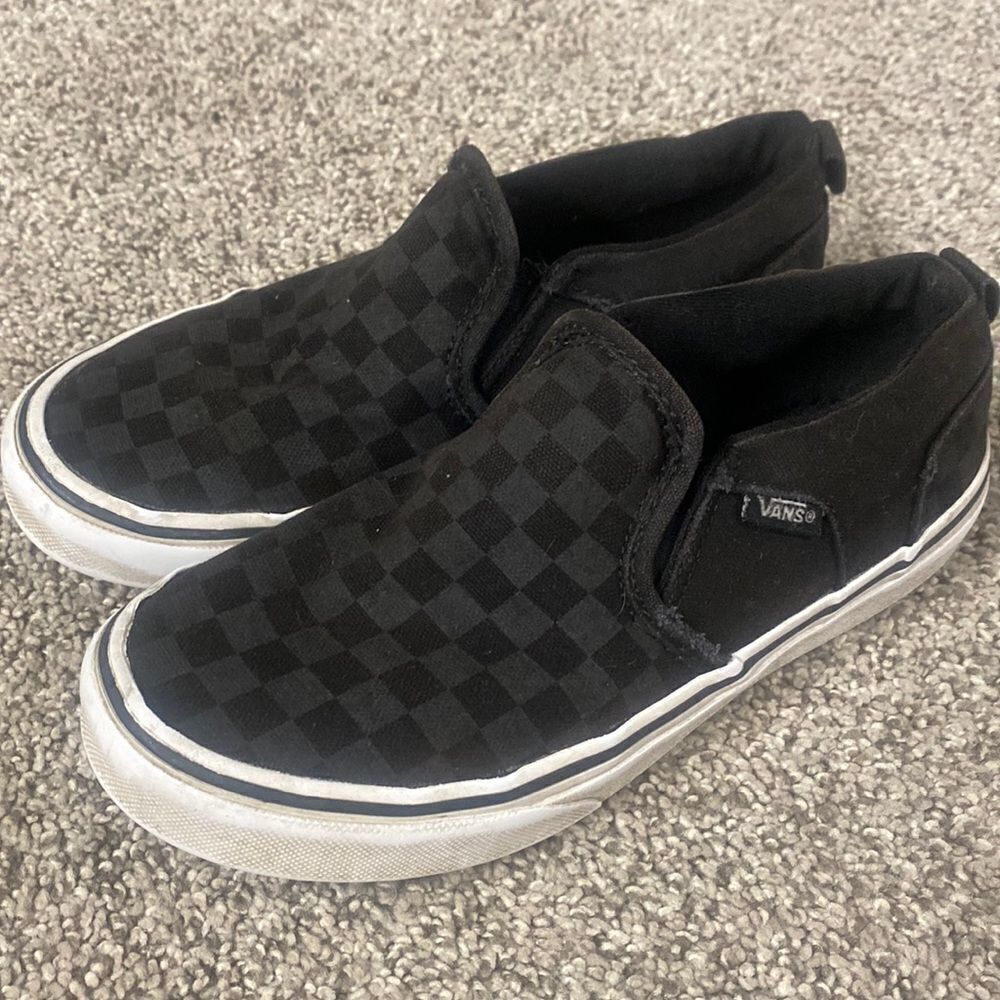 Vans checkered slip on shoes youth 3 black grey